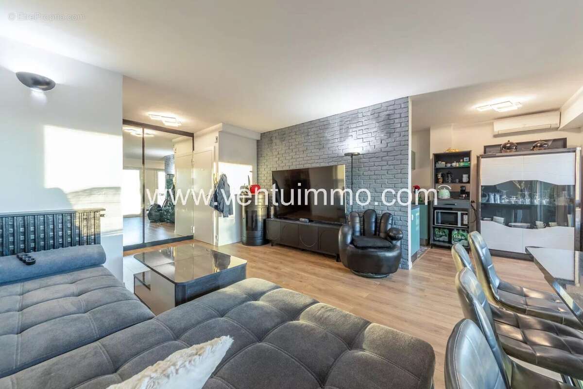 Appartement à LE CANNET