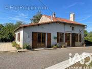 Photo 1 - Maison à LATHUS-SAINT-REMY