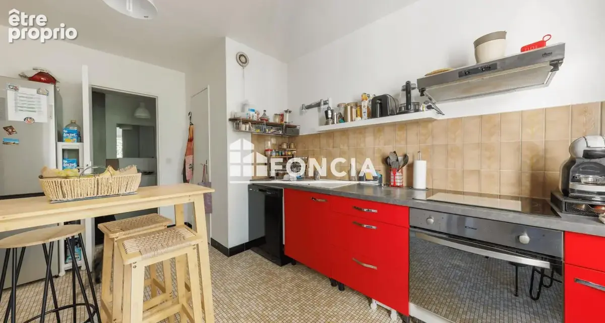 Pour investisseur-T2 66 m² avec 2 place de parking- - photo 3