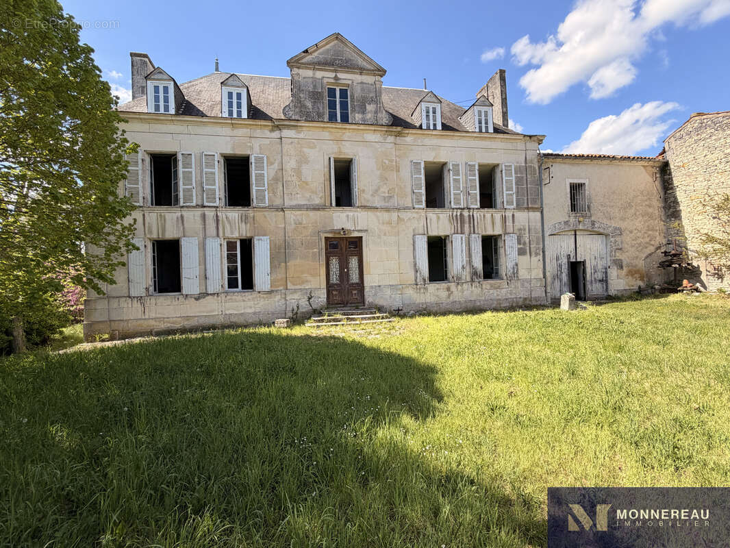 Maison de maitre a rehabiliter - photo 15