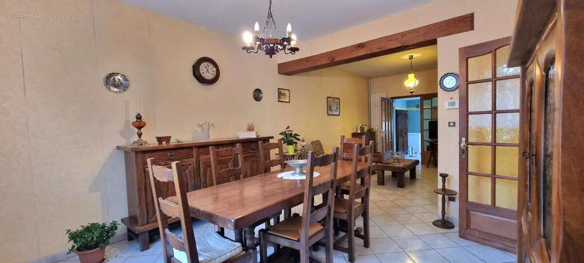 Maison à HIRSON