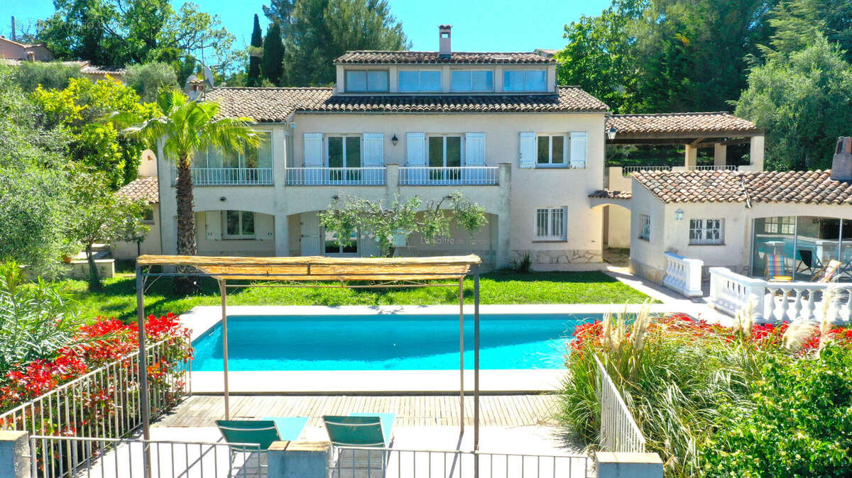 Maison à CABRIS
