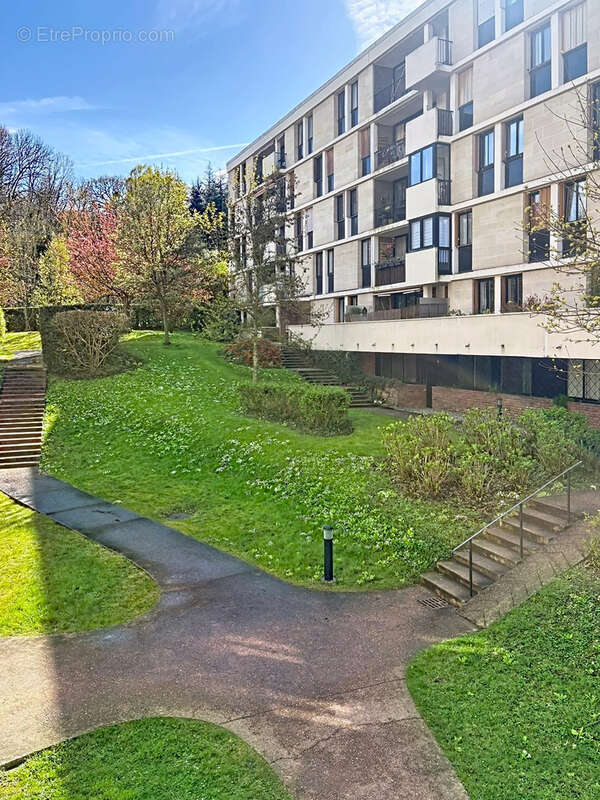 Appartement à CHAVILLE