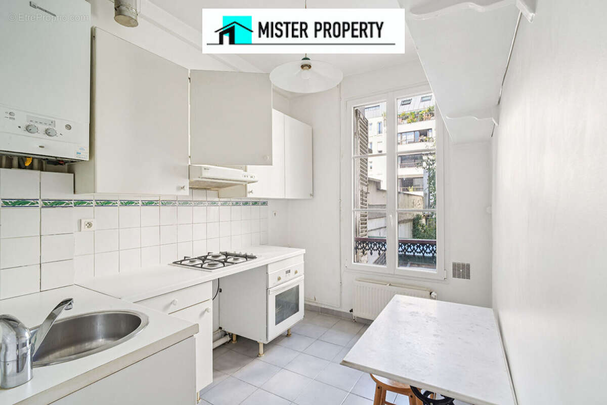 Appartement à LEVALLOIS-PERRET