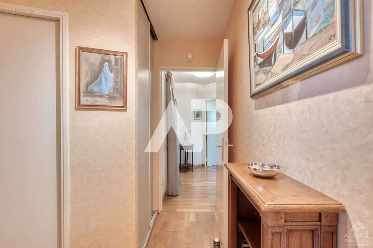 Appartement à RUEIL-MALMAISON