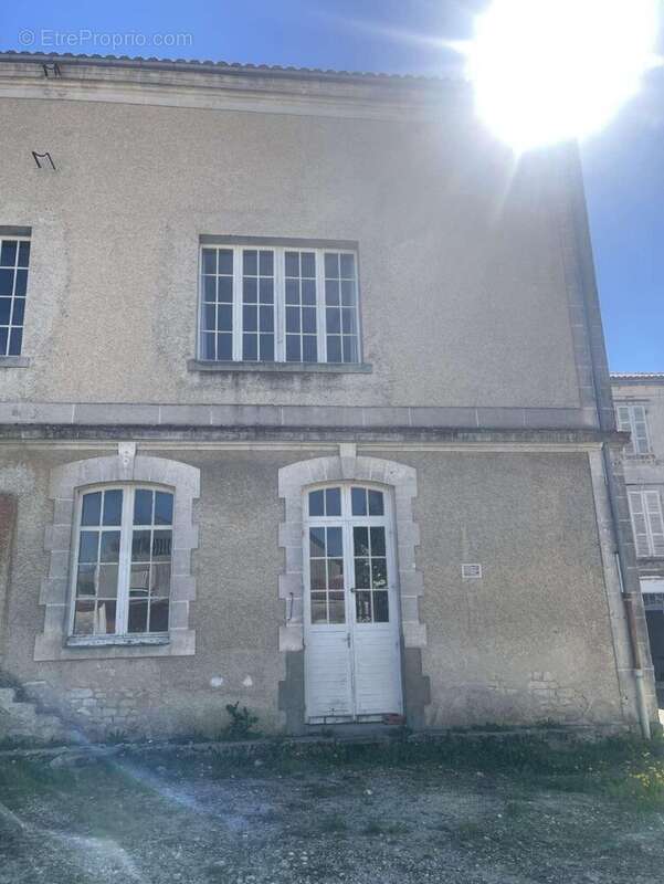 Maison à JARNAC