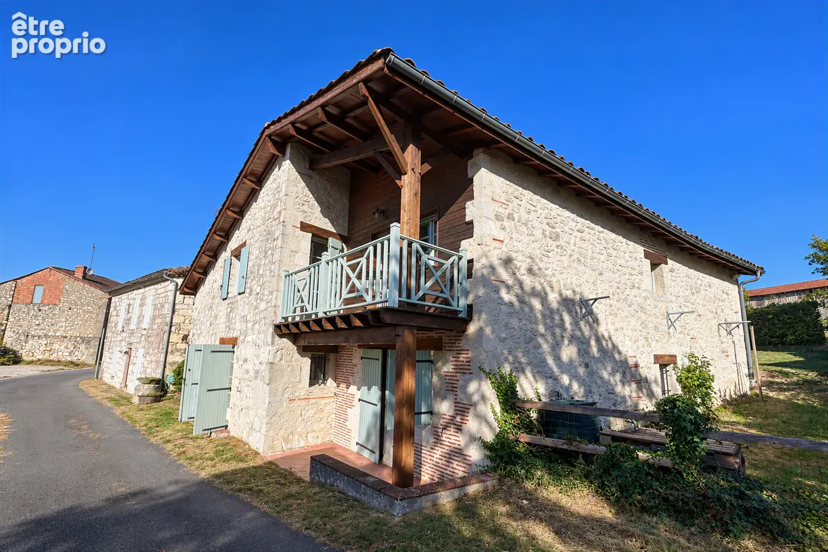 Maison en pierre rénovée au coeur du village - photo 14