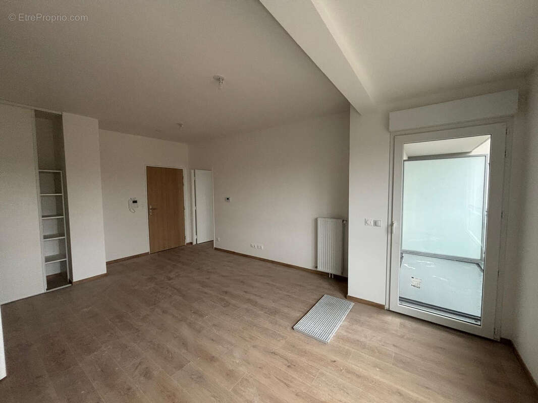 Appartement à FRANQUEVILLE-SAINT-PIERRE