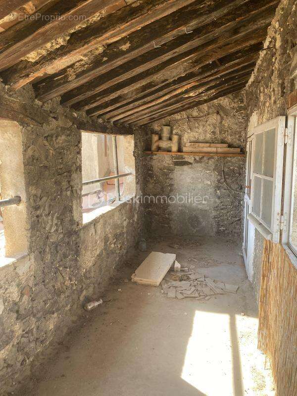 Immeuble à rénover – 150 m² – Fort potentiel investisseur - photo 18