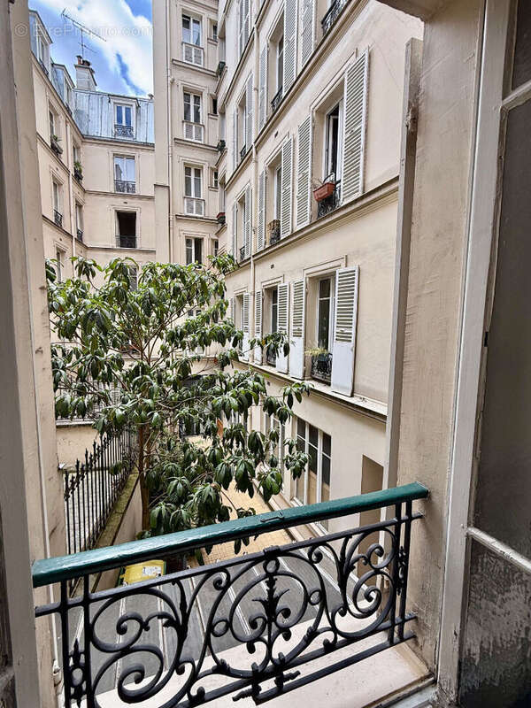 Appartement à PARIS-9E