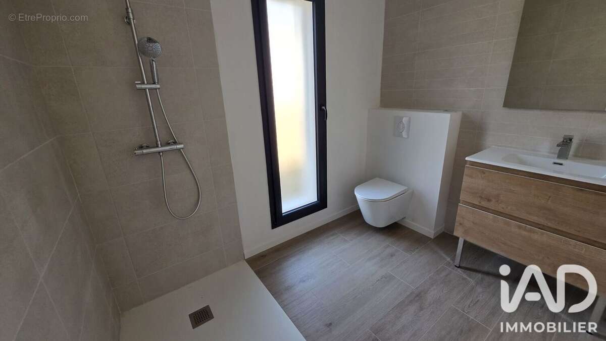 Maison 107 m² à Plassac  - photo 6