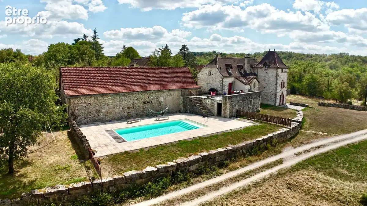 Propriété de caractère avec maison d'amis sur 15 hectares - photo 2