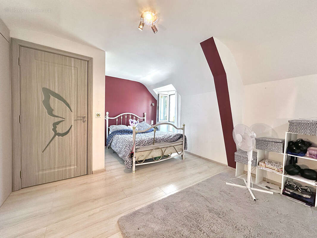 Maison 240m² à nemours - photo 14