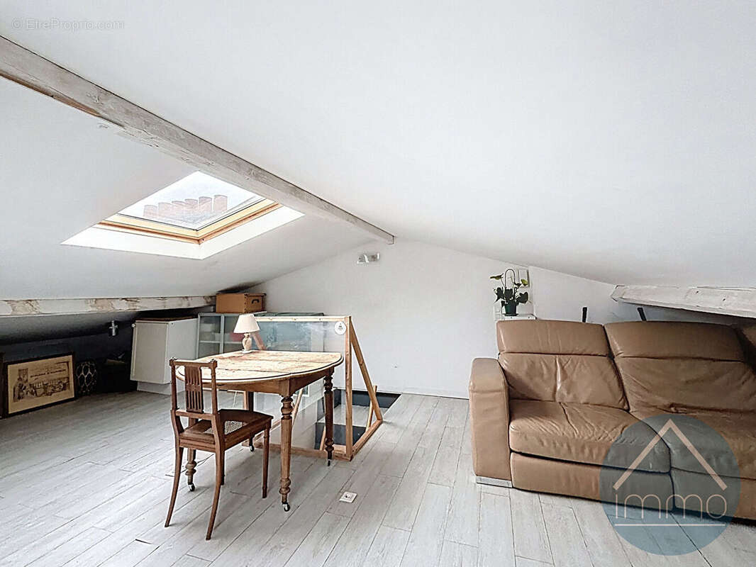 Appartement à ASNIERES-SUR-SEINE