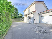 Maison à BOUGE-CHAMBALUD