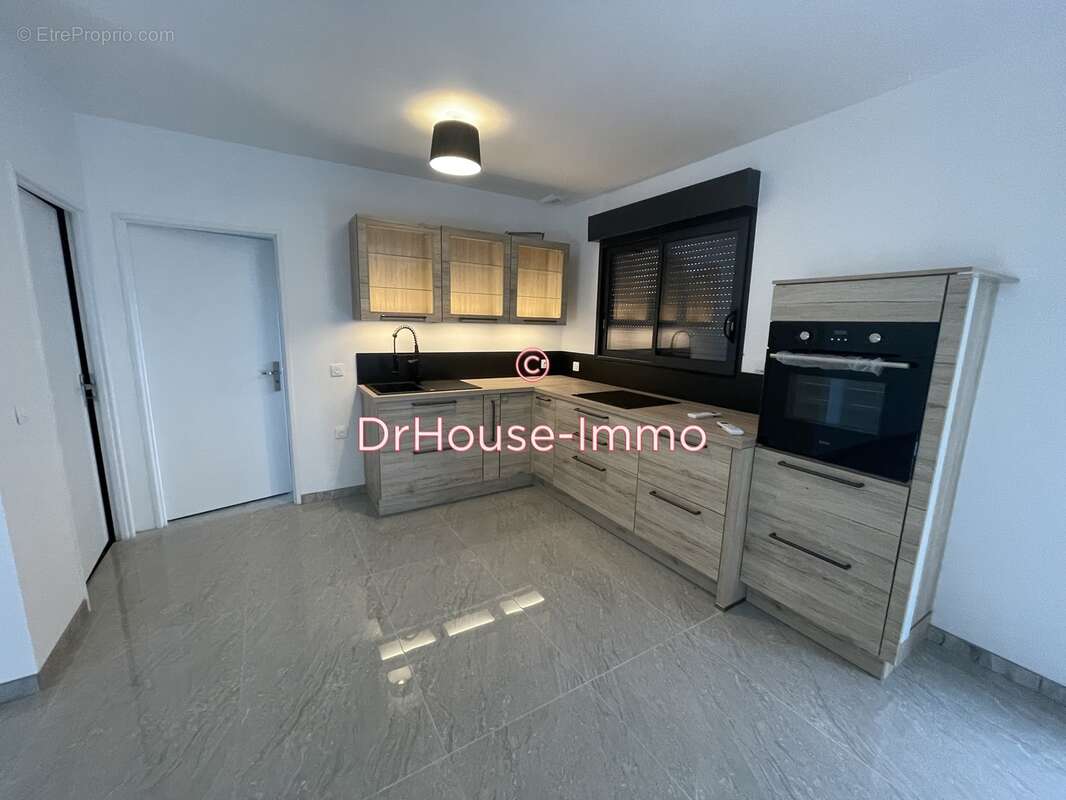 Maison à MEHUN-SUR-YEVRE