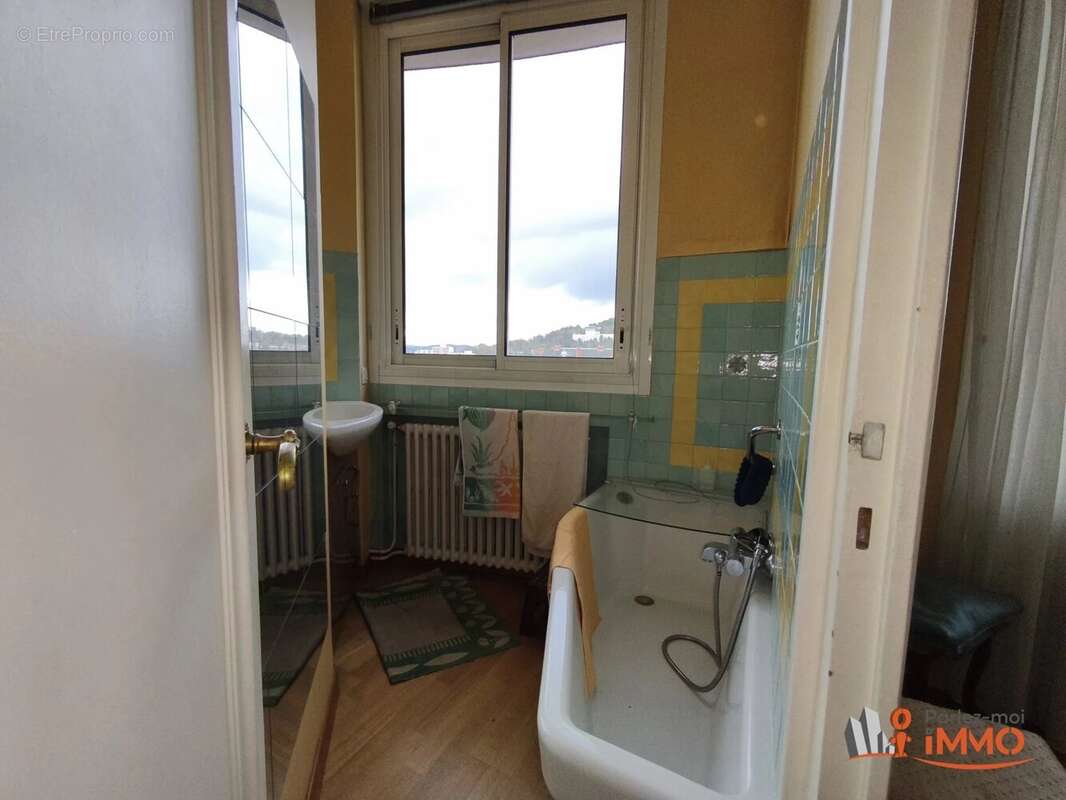 Appartement à SAINT-ETIENNE