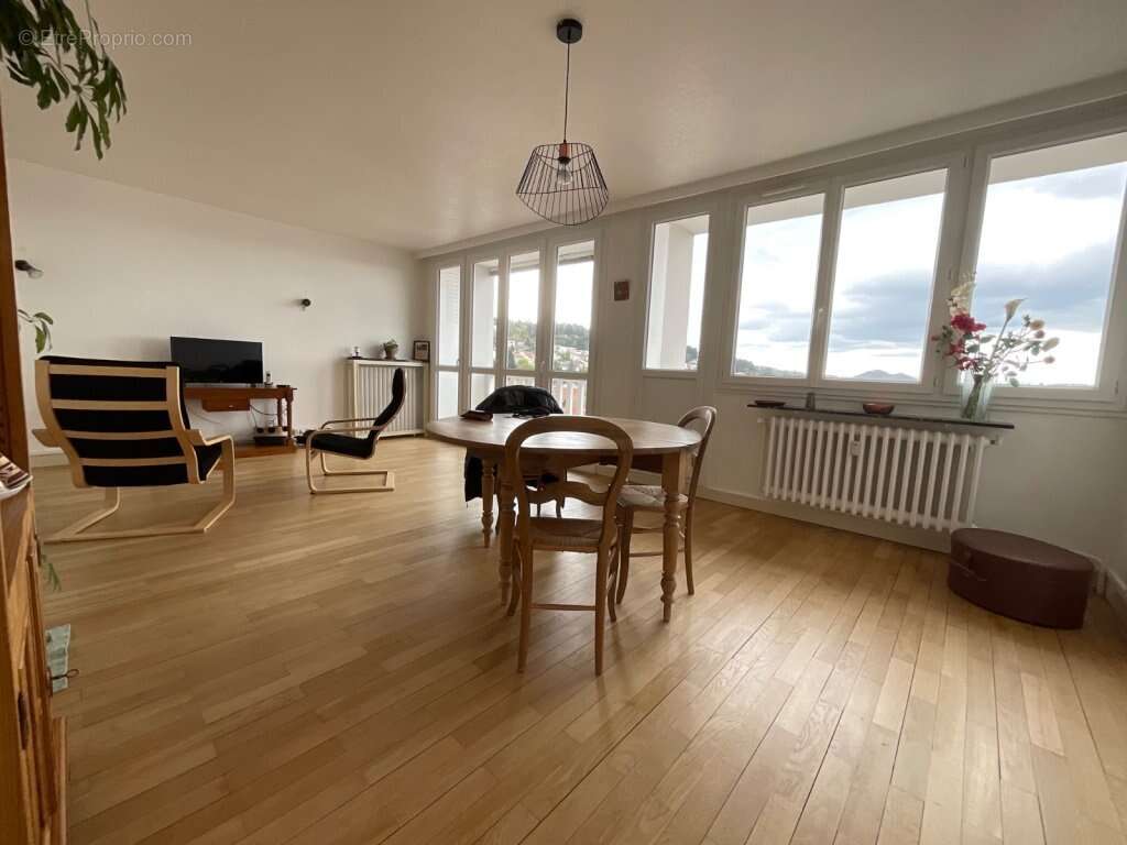 Saint-Etienne Monplaisir - Appartement T3 de 75m² - photo 3