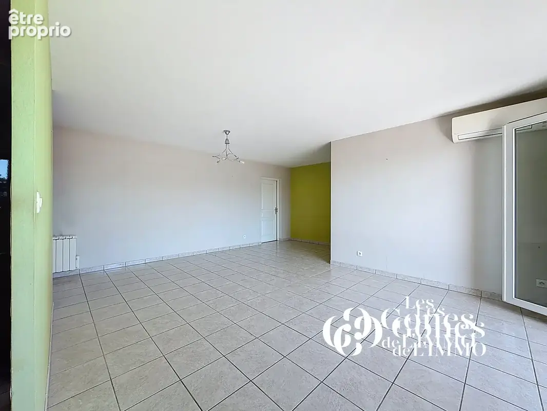 DERNIER ETAGE - T4- 93m2 - Terrasse- Garage en sus du prix - photo 2
