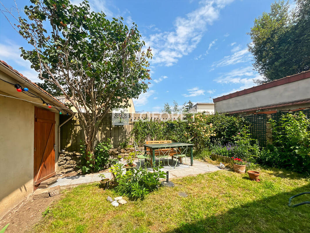 Maison à MAISONS-ALFORT