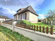 Maison à MAROLLES-LES-BRAULTS