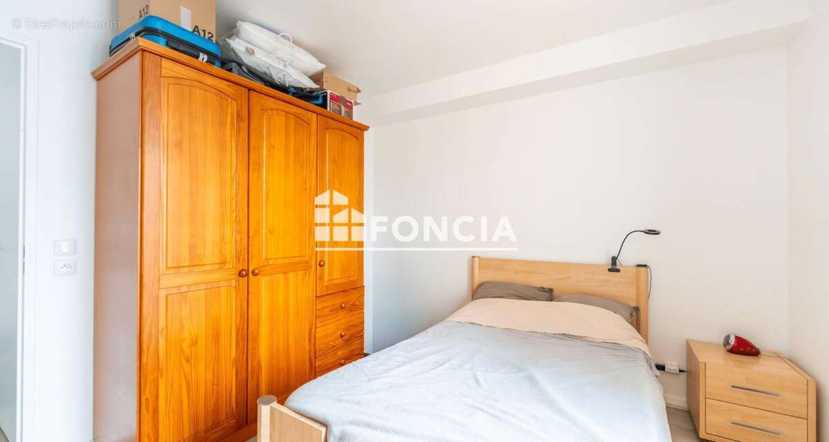 Appartement à L'ILE-SAINT-DENIS