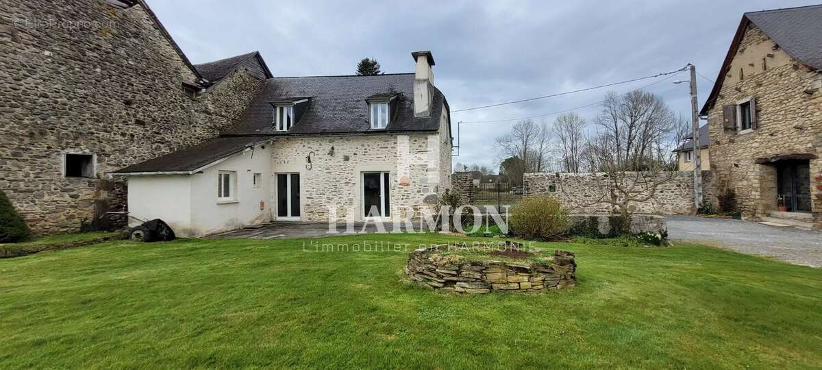 Maison à BUZIET