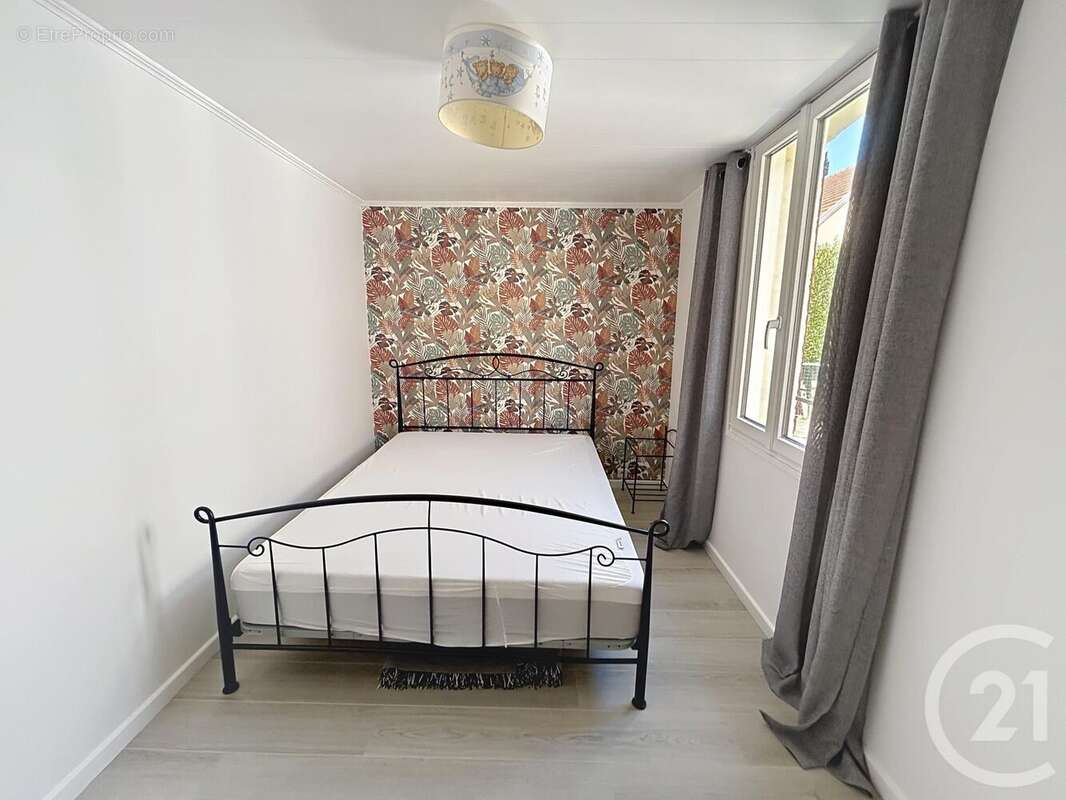 Maison à CHAMPILLON