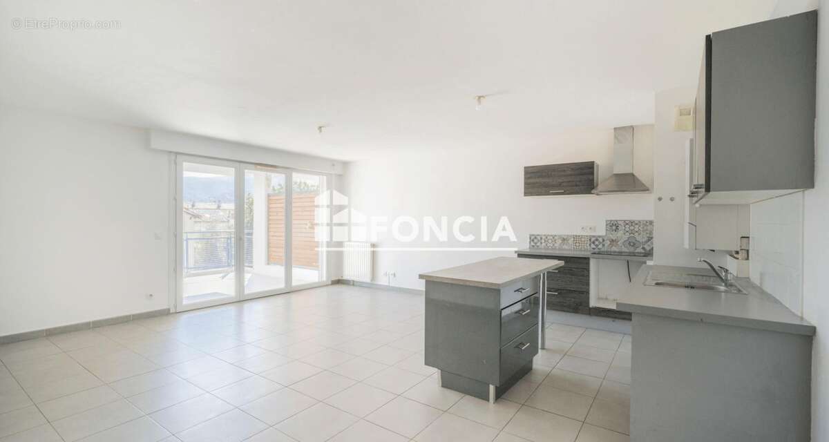 Appartement à MARSEILLE-10E