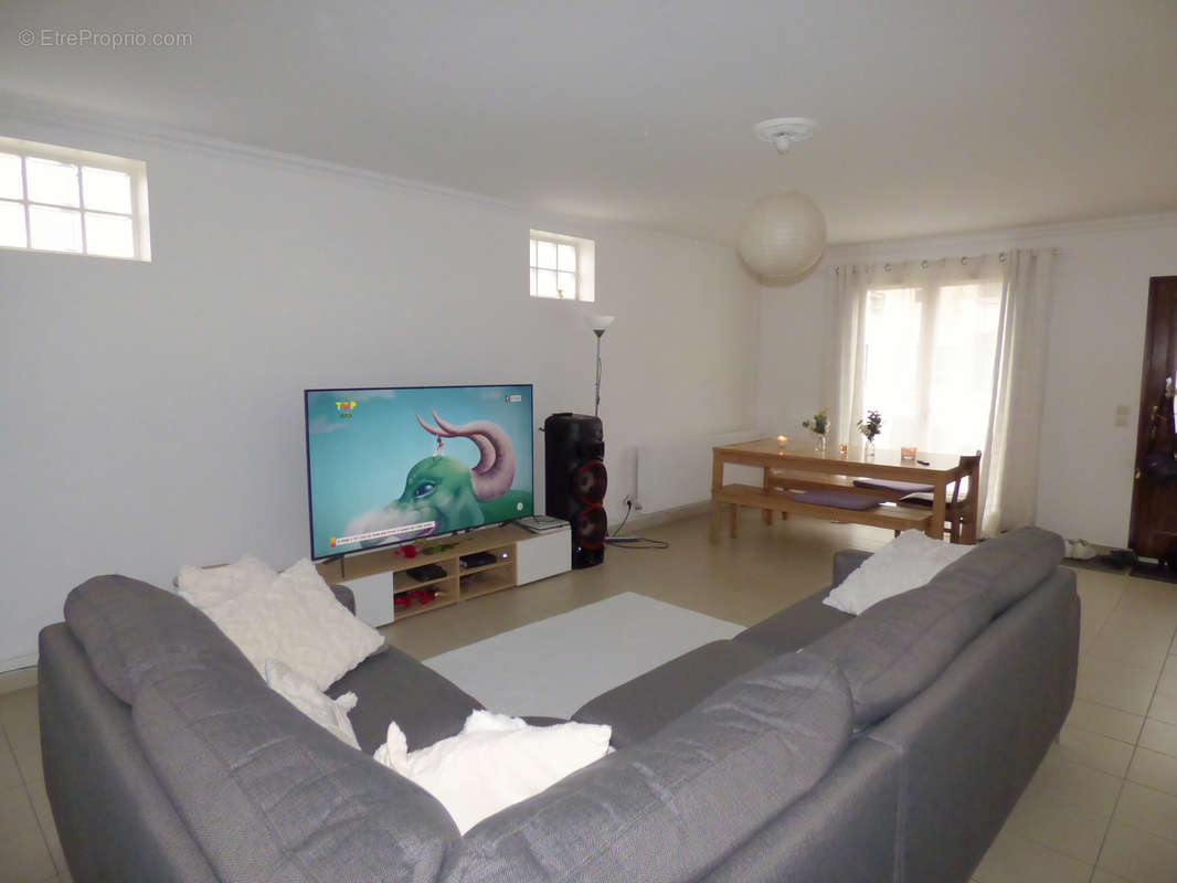 Maison à SARTROUVILLE