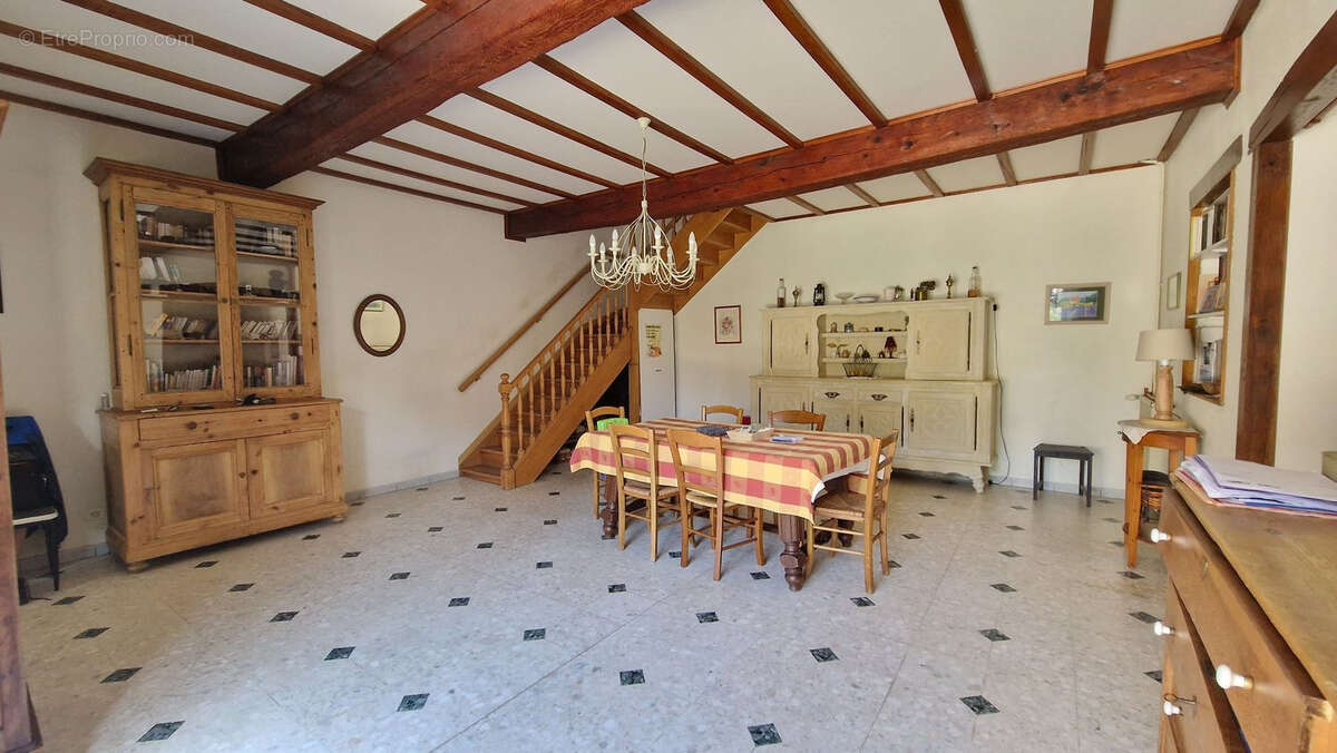 Maison à SAINT-MACAIRE