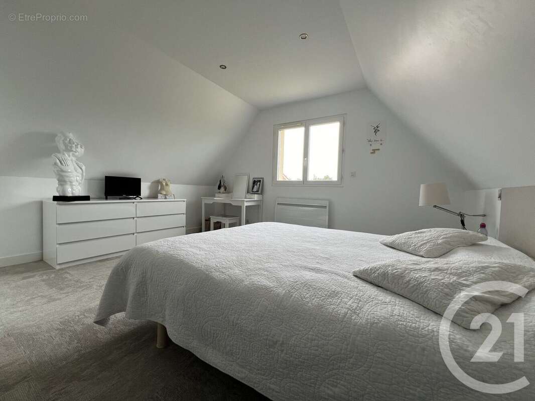 Maison à MARCILLY-SUR-EURE