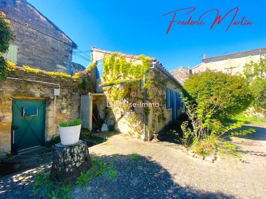 Maison à UZES