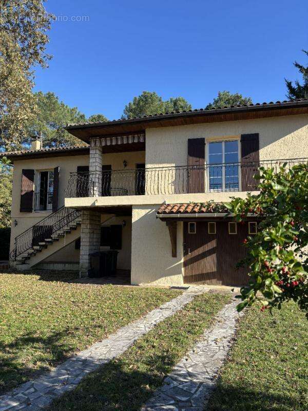 Maison à SAINT-MEDARD-EN-JALLES