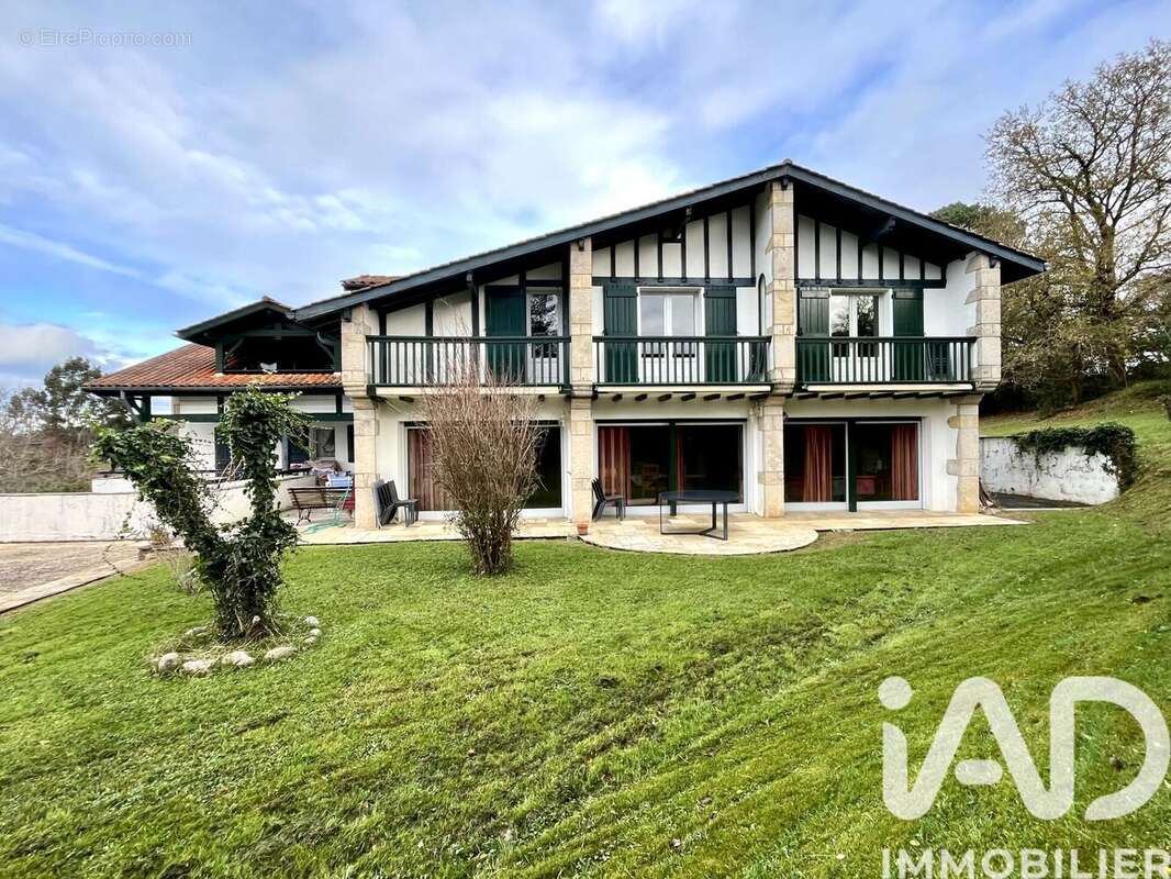 Photo 2 - Maison à URRUGNE