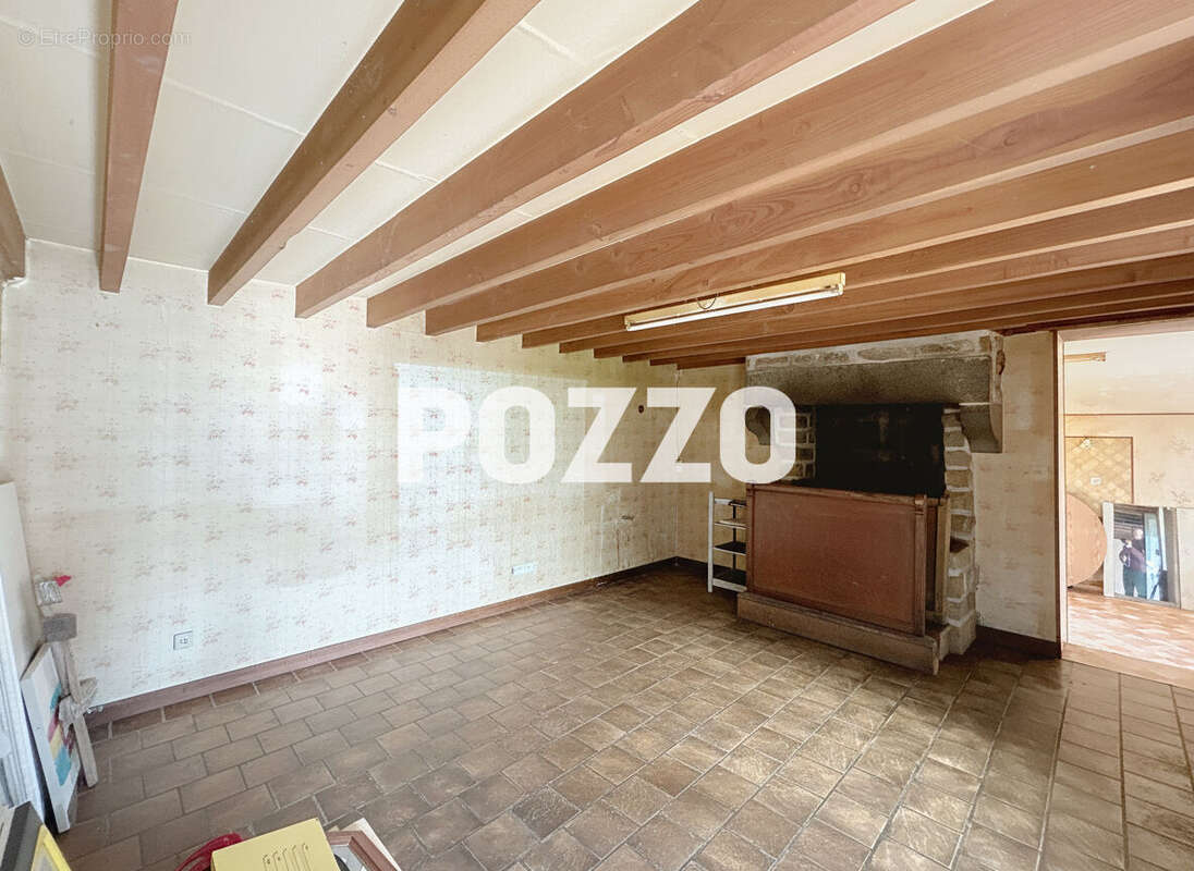 Maison à CHERENCE-LE-HERON