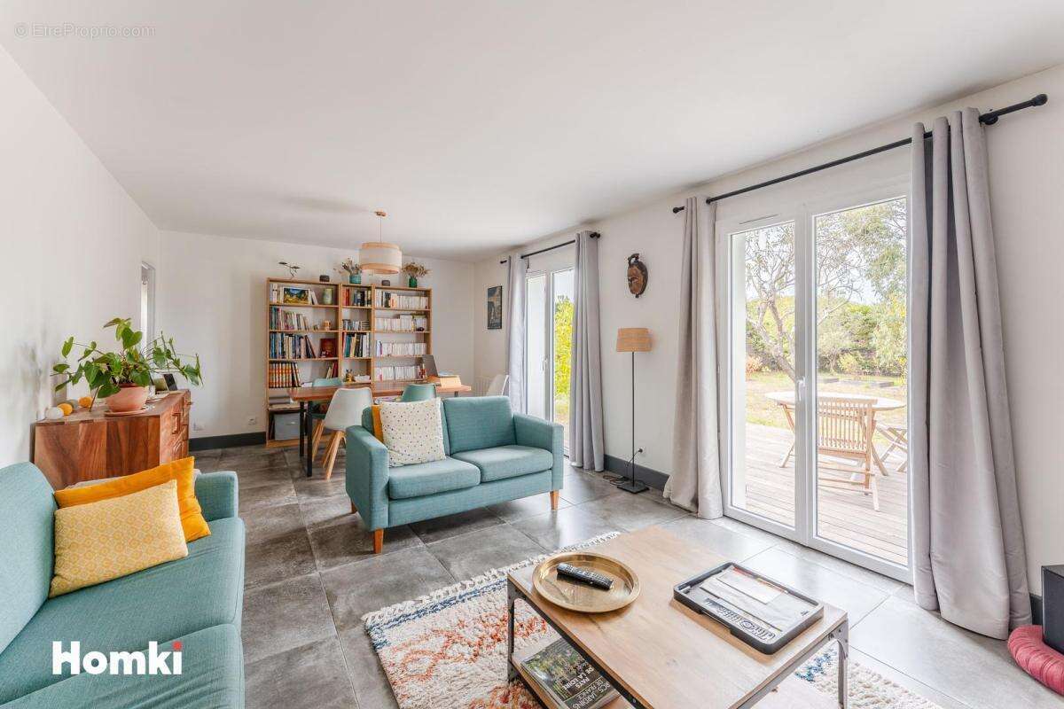 Maison à LE PELLERIN