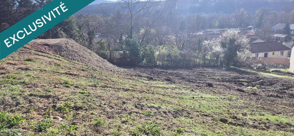 Photo 1 - Terrain à NEUVILLE-SUR-AIN