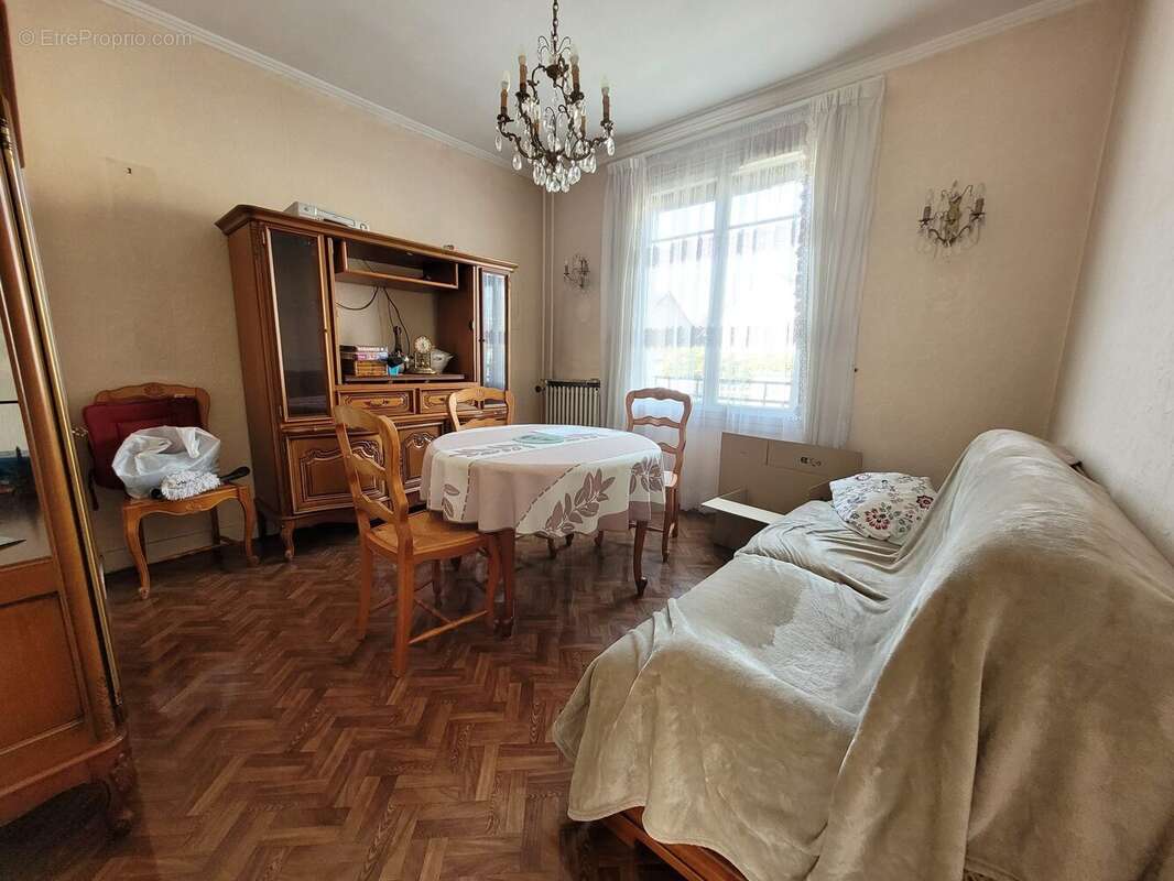 Maison à GOUSSAINVILLE