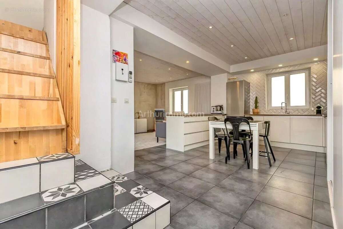 Maison à SERMERIEU