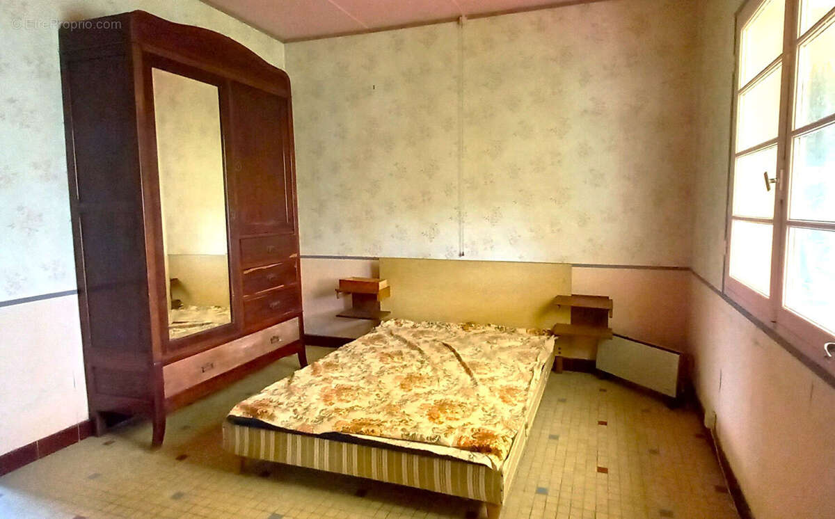 Maison à VENDAYS-MONTALIVET