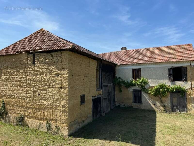 Maison à MIELAN