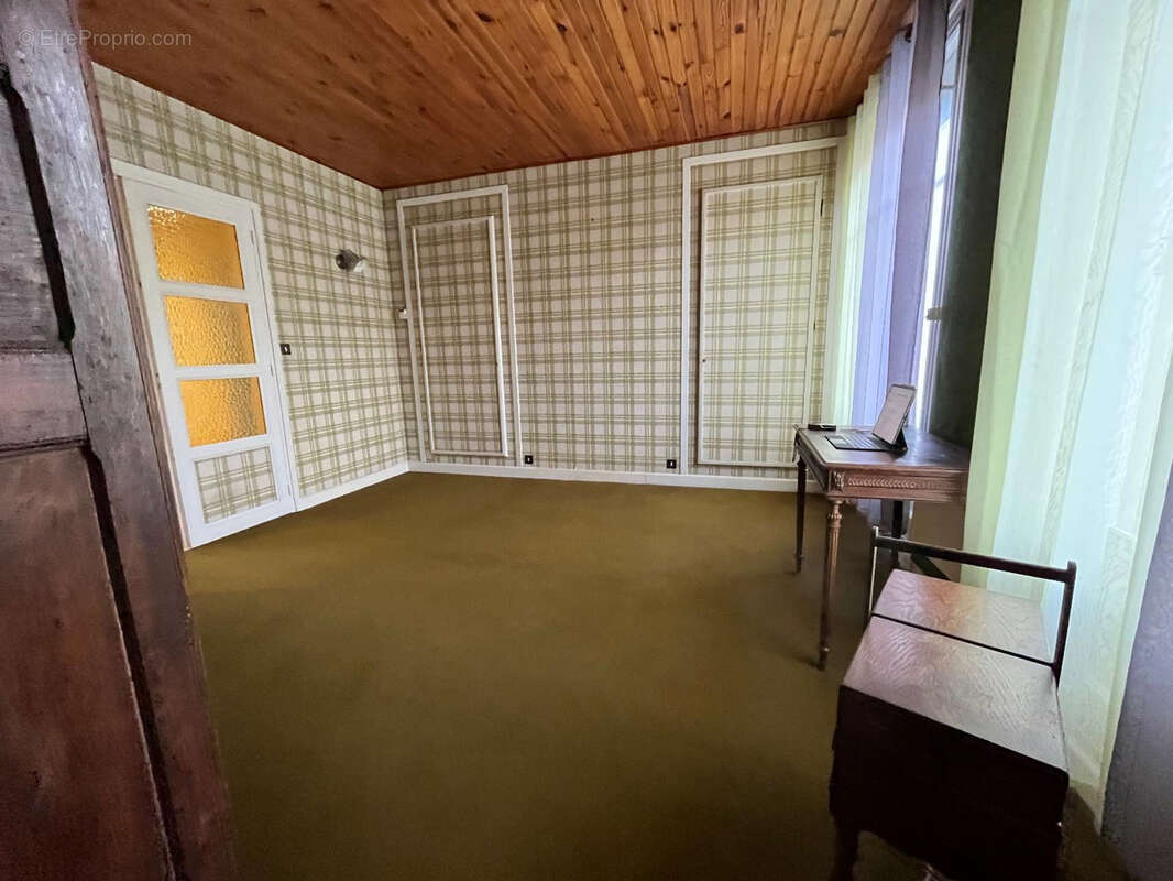 A VendreImmeuble de rapport 330 m2   Maison + T5 + Local professionnel   Fort potentiel ! - photo 36