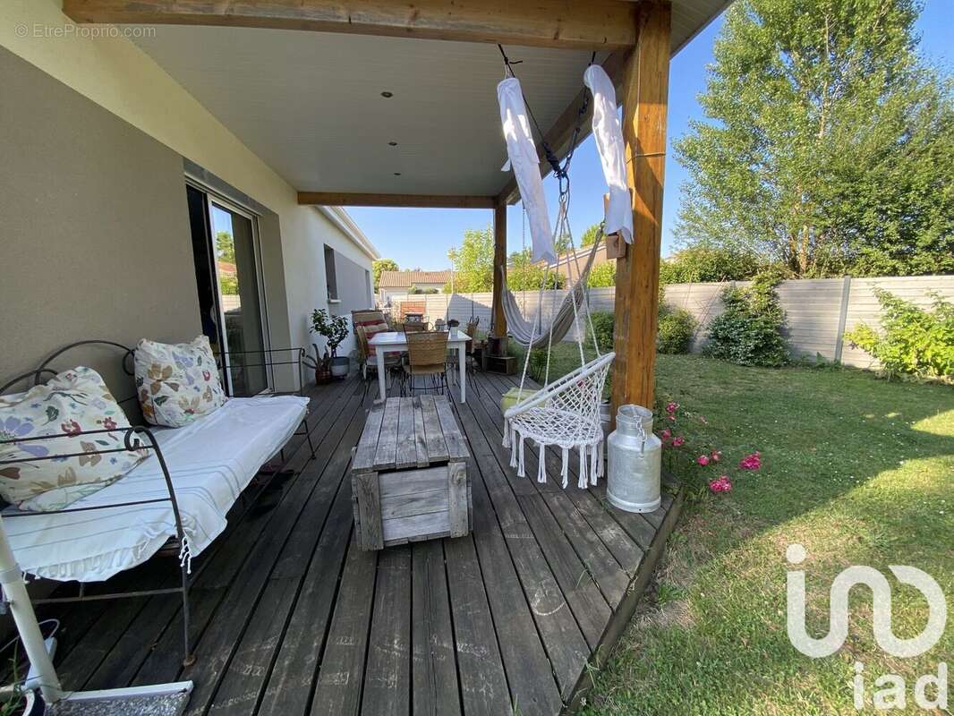 Photo 2 - Maison à IZON