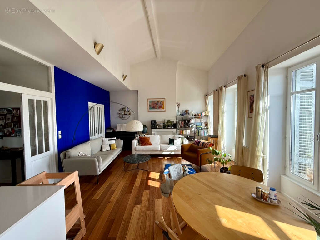 Appartement à BORDEAUX