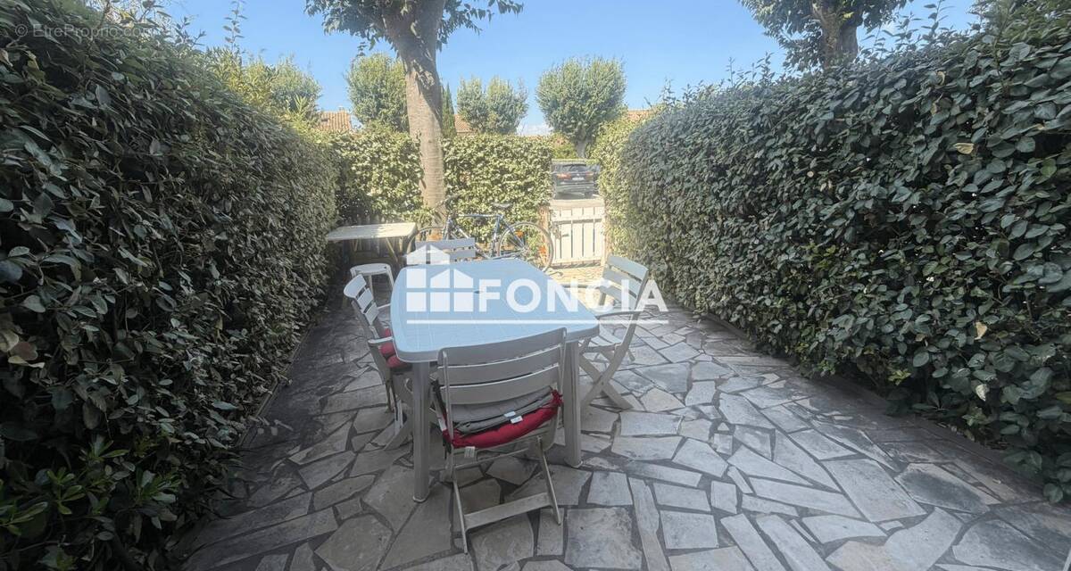 Appartement à LA LONDE-LES-MAURES