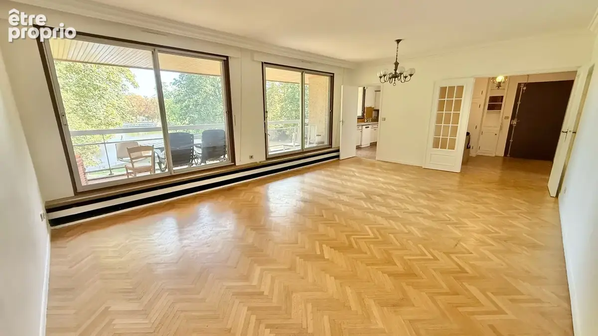 Appartement d'exception F5 dans résidence de standing face lac. - photo 3