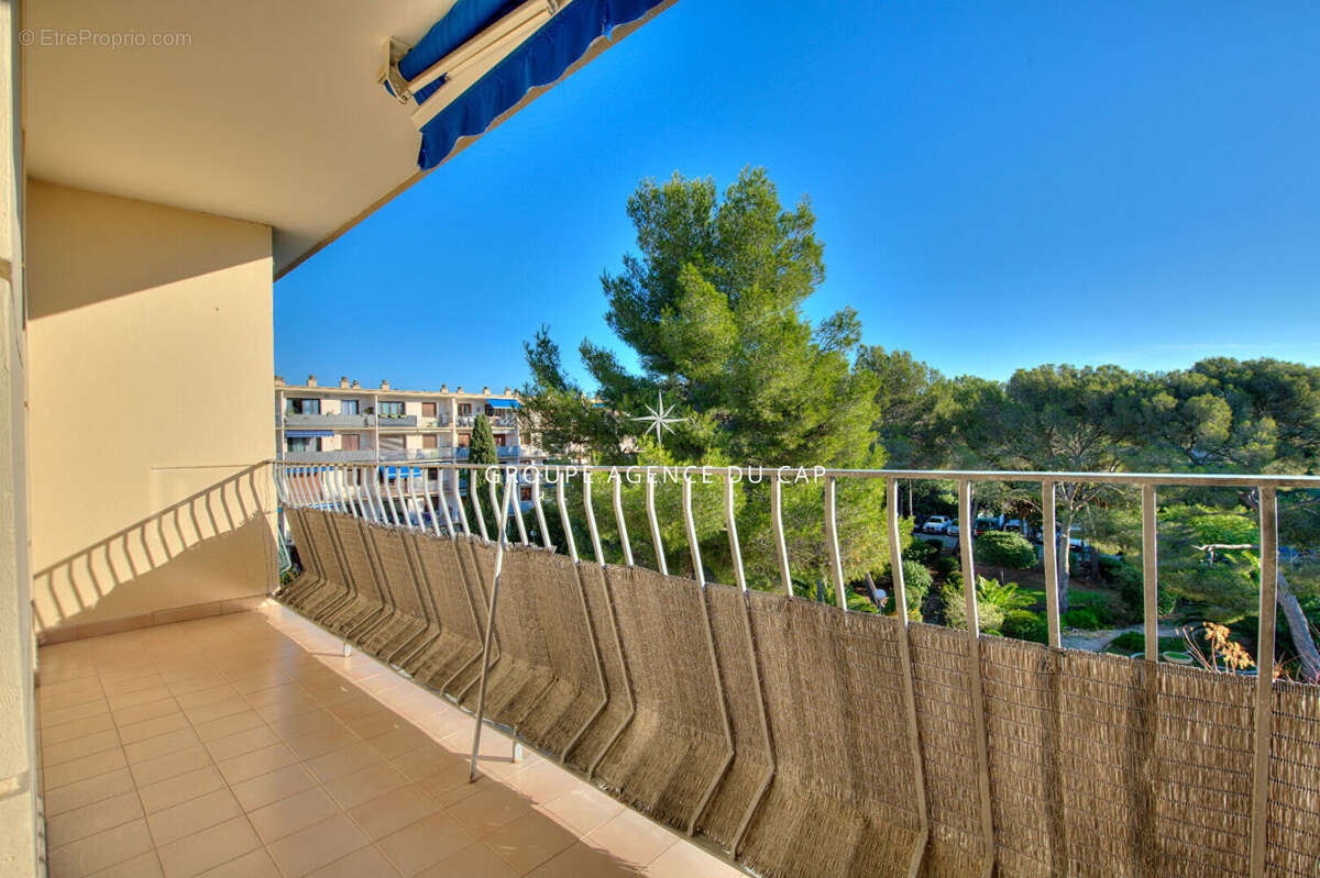 Appartement vue mer Saint Raphael 3 pièce(s) 65 m2 - photo 3