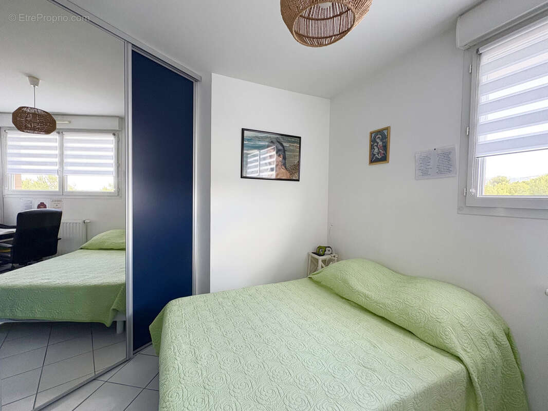 Appartement à SIX-FOURS-LES-PLAGES