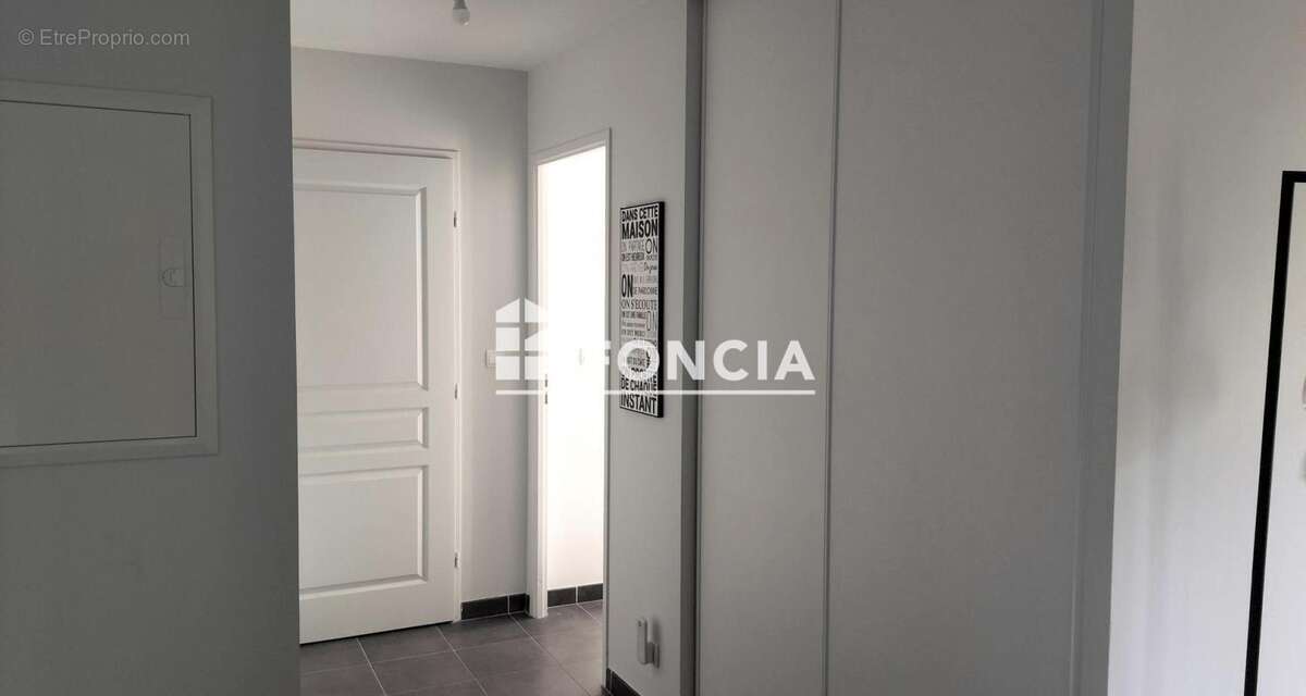 Appartement à HYERES